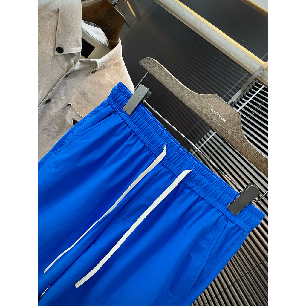 ALO Letter พิมพ์ผู้ชายสีทึบสบายๆแห้งเร็ว Breathable Beach Surfing กางเกงขาสั้น 2
